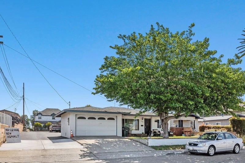 2247 Prospect 2247 Prospect