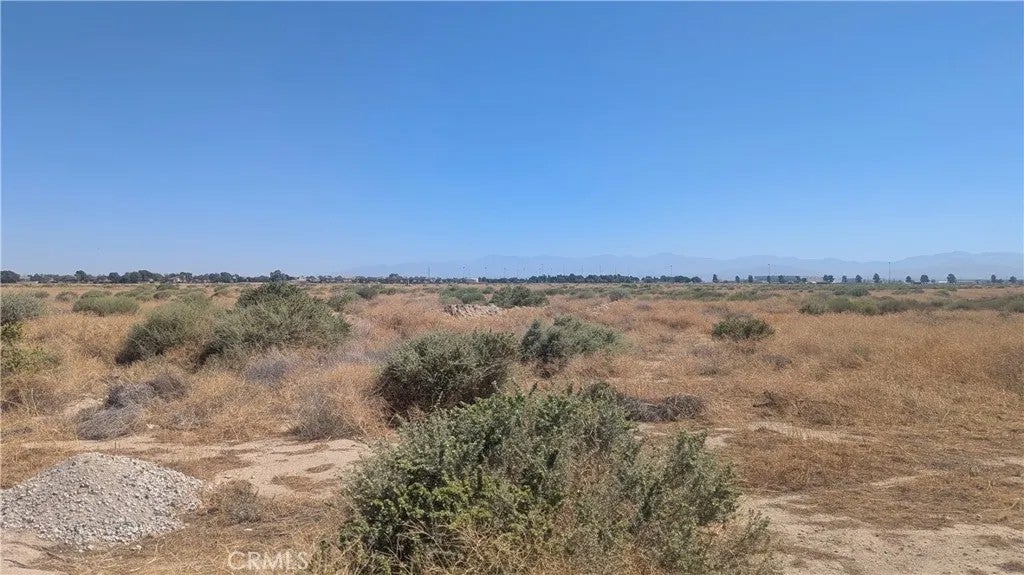 Photo of 0 30th Street East, Lancaster, CA 93535 (MLS # SR26205131)