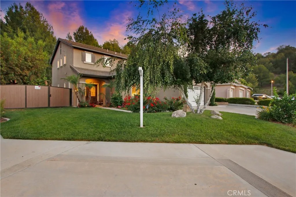 8730 E Foxhollow Drive