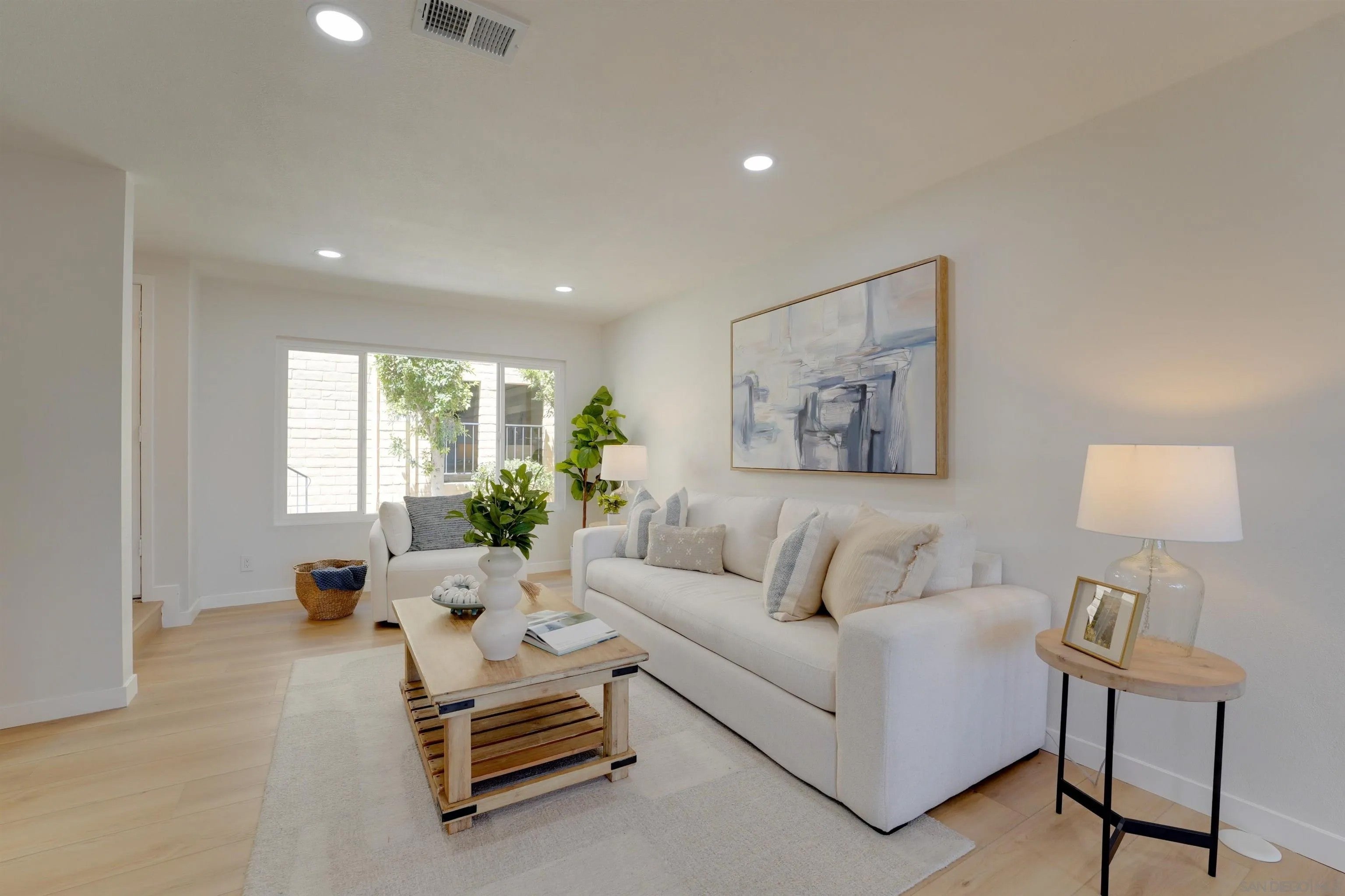 831 E 3rd Avenue #5