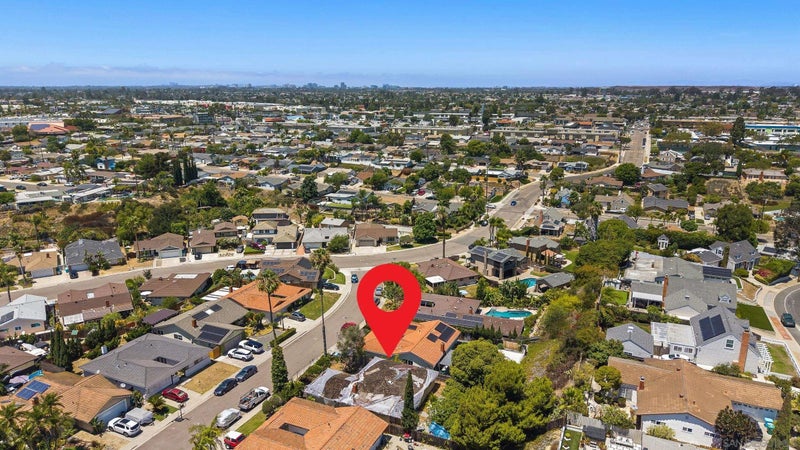 3955 Mount Albertine Way