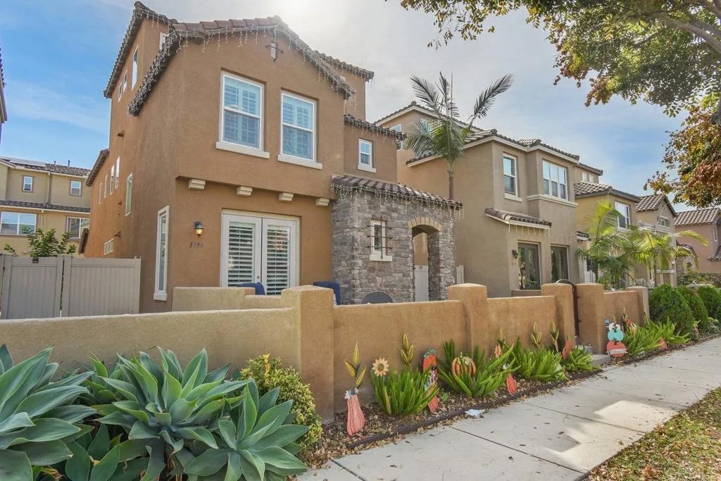 1394 Pershing Road