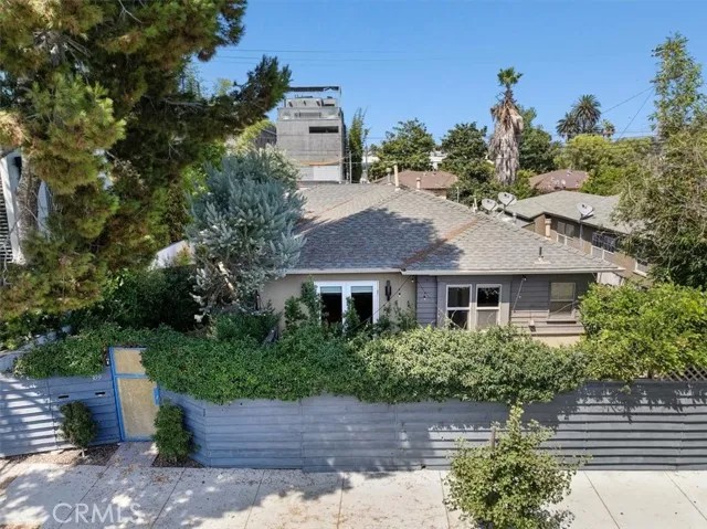 307 Venice Way