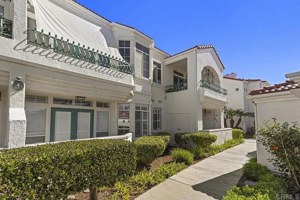 Photo of 3335 Genoa Way #111, Oceanside, CA 92056 (MLS # NDP2510160)