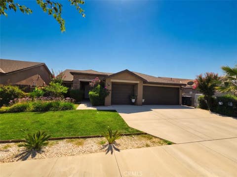 Photo of 1816 N Irma ST, Visalia, CA 93292 (MLS # MB26131891)