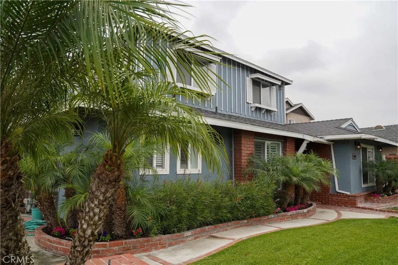 14855 Faceta Dr