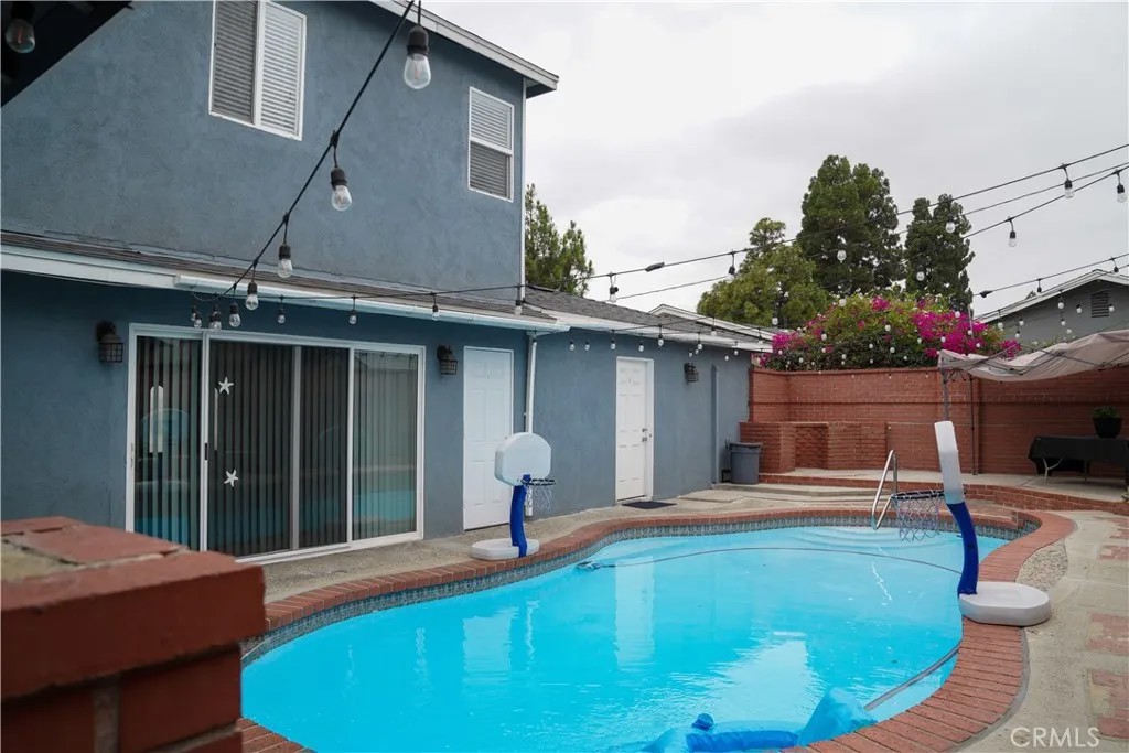 14855 Faceta Dr