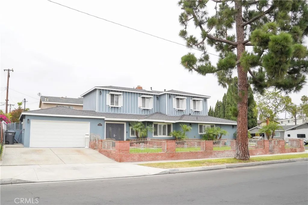 14855 Faceta Dr