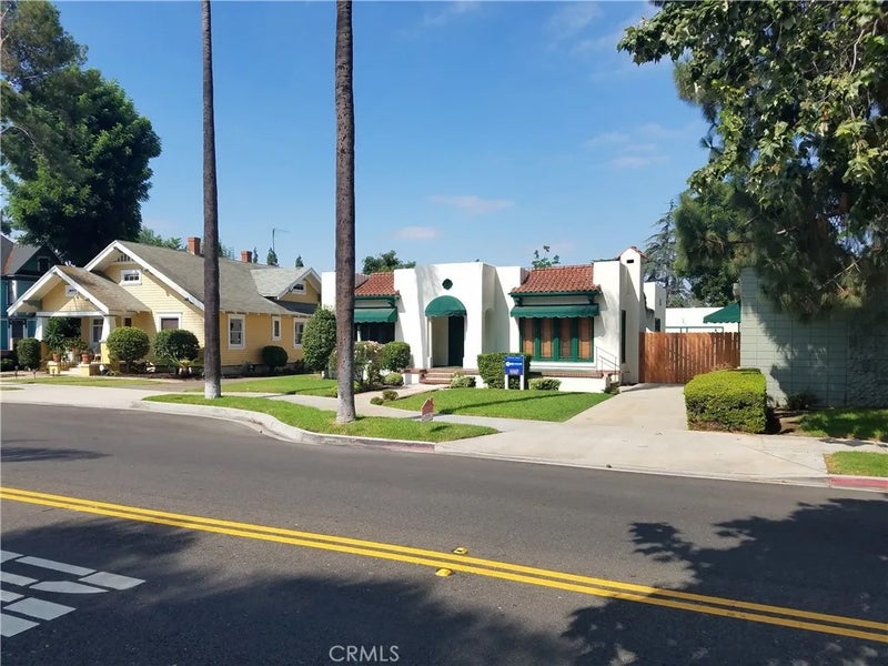 454 S Glassell