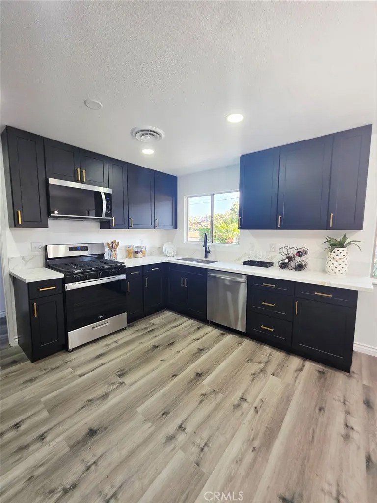 7167 Columbia Way