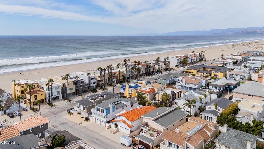 Photo of 5451 Reef Way, Oxnard, CA 93035 (MLS # V1-35651)