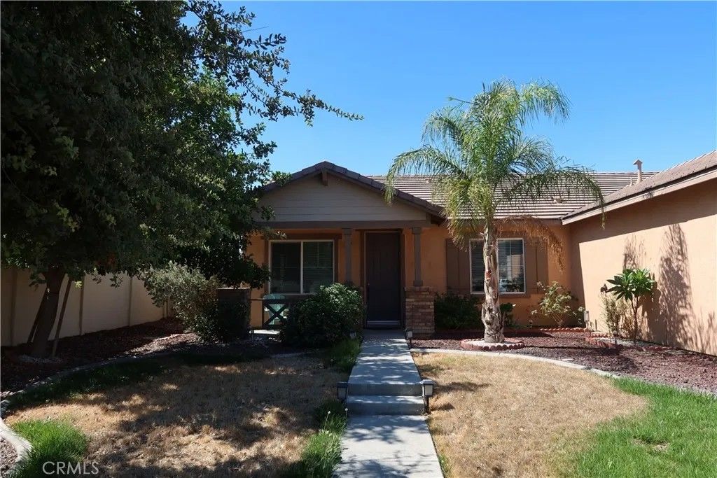 Photo of 1884 Glow Pointe, San Jacinto, CA 92582 (MLS # HD25218514)