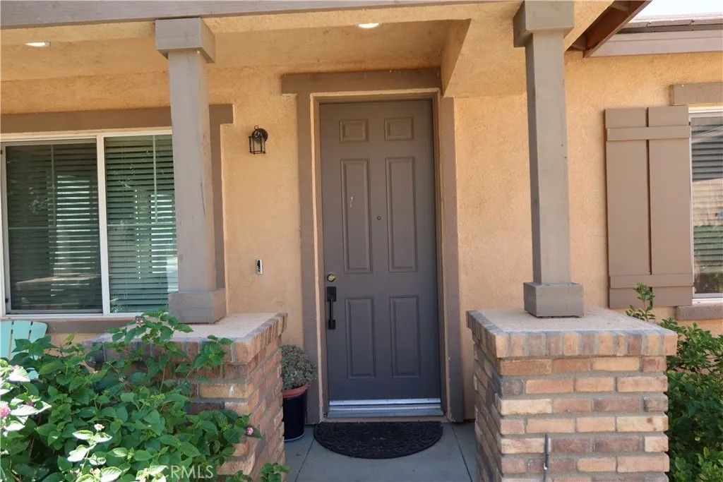 Photo of 1884 Glow Pointe, San Jacinto, CA 92582 (MLS # HD25218514)
