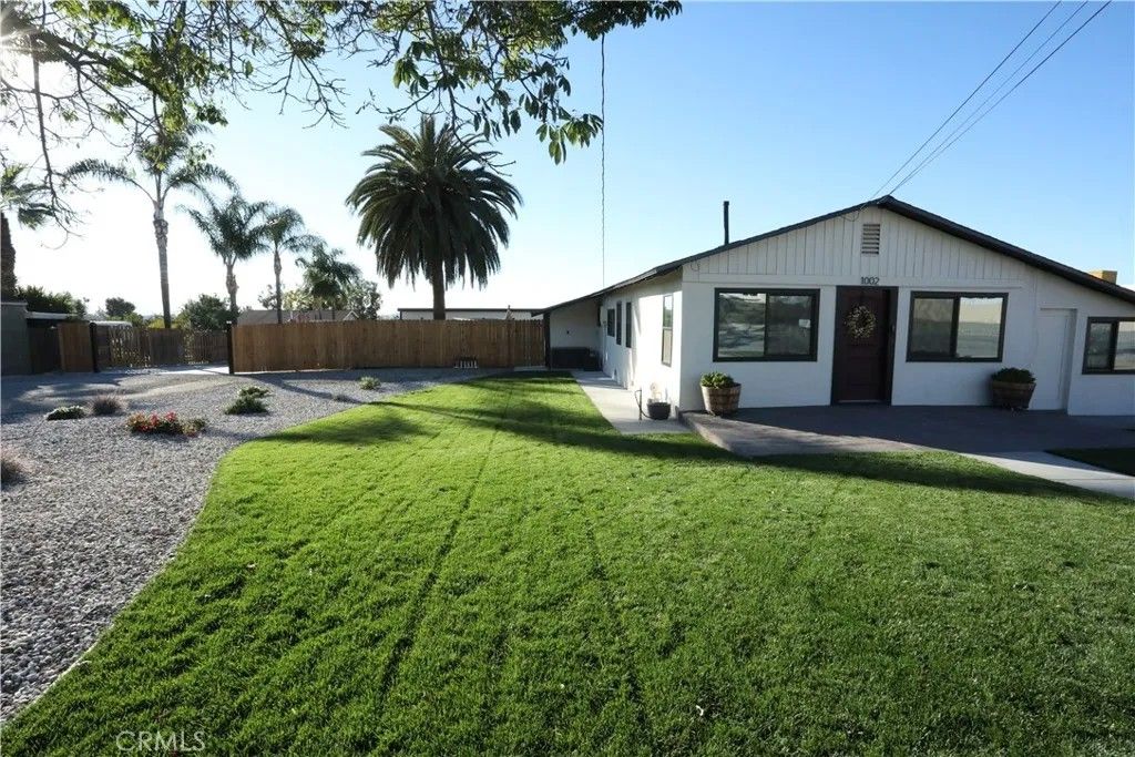 Photo of 1002 California St, Calimesa, CA 92320 (MLS # IG26095905)