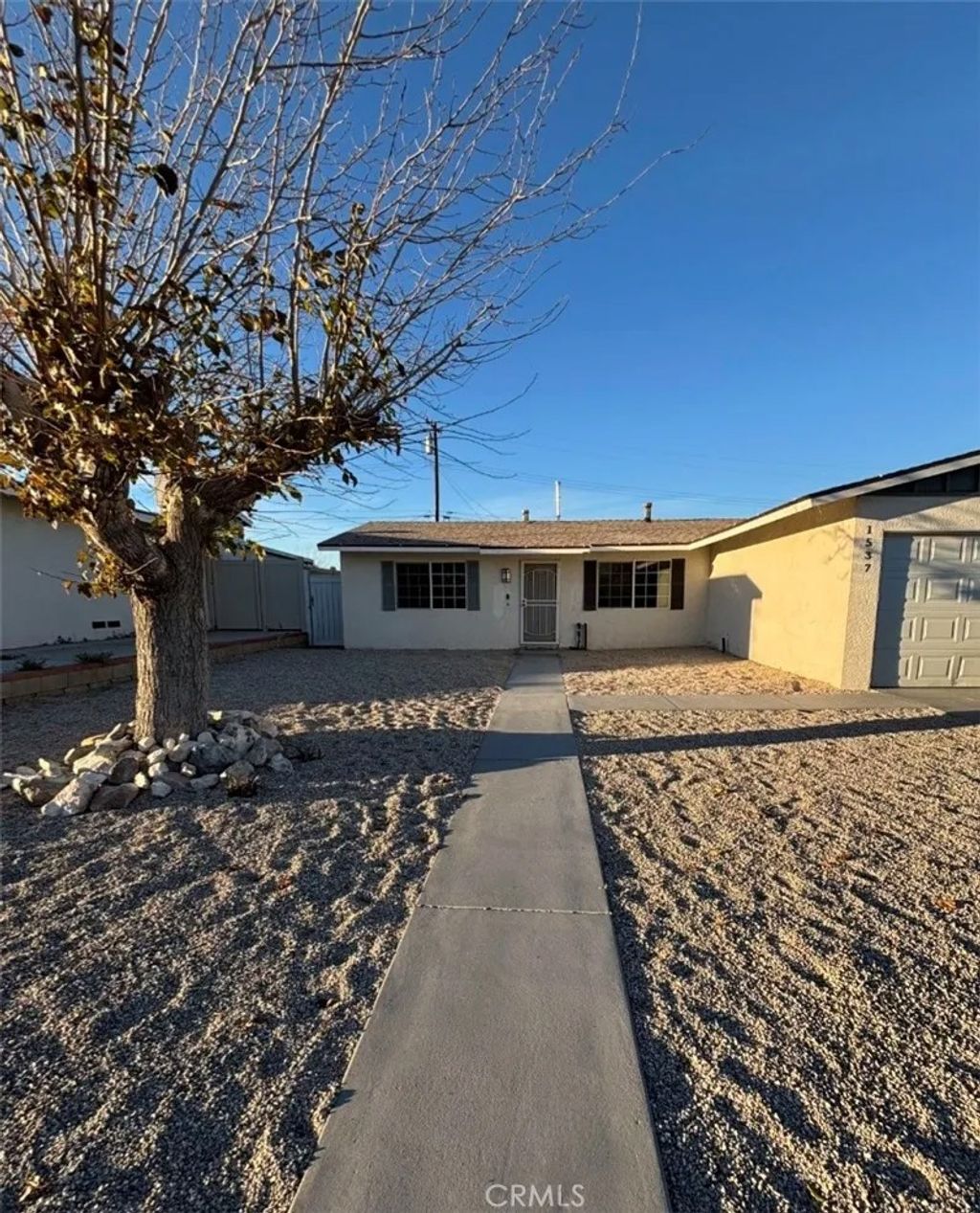 Photo of 1537 Sunset St, Barstow, CA 92311 (MLS # CV26046109)