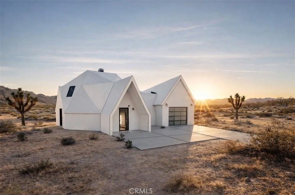 Photo of 4444 29 Palms AVE, Joshua Tree, CA 92252 (MLS # JT26063260)