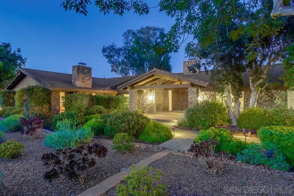 15943 Ranch Hollow Rd