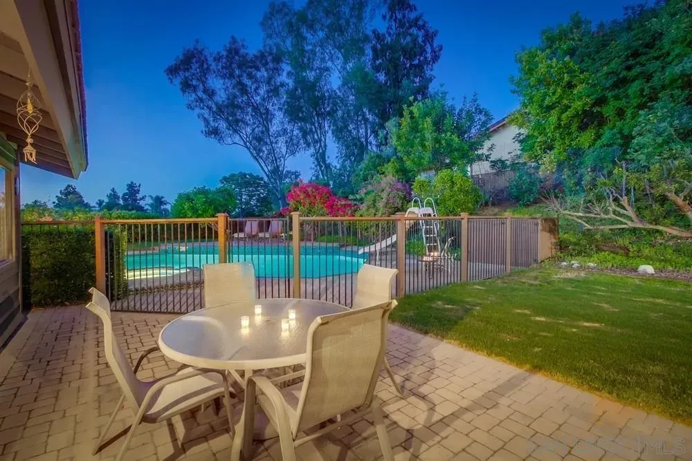 Poway, California 92064, United States, 5 Bedrooms Bedrooms, ,5 BathroomsBathrooms,Residential,Active,134200