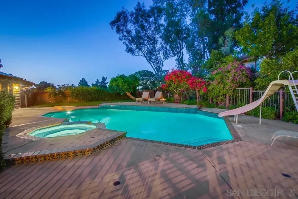 Poway, California 92064, United States, 5 Bedrooms Bedrooms, ,5 BathroomsBathrooms,Residential,Active,134200