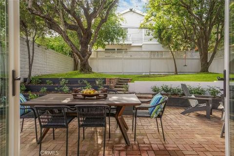Photo of 3313 Pacific Avenue, Manhattan Beach, CA 90266 (MLS # SB26079778)