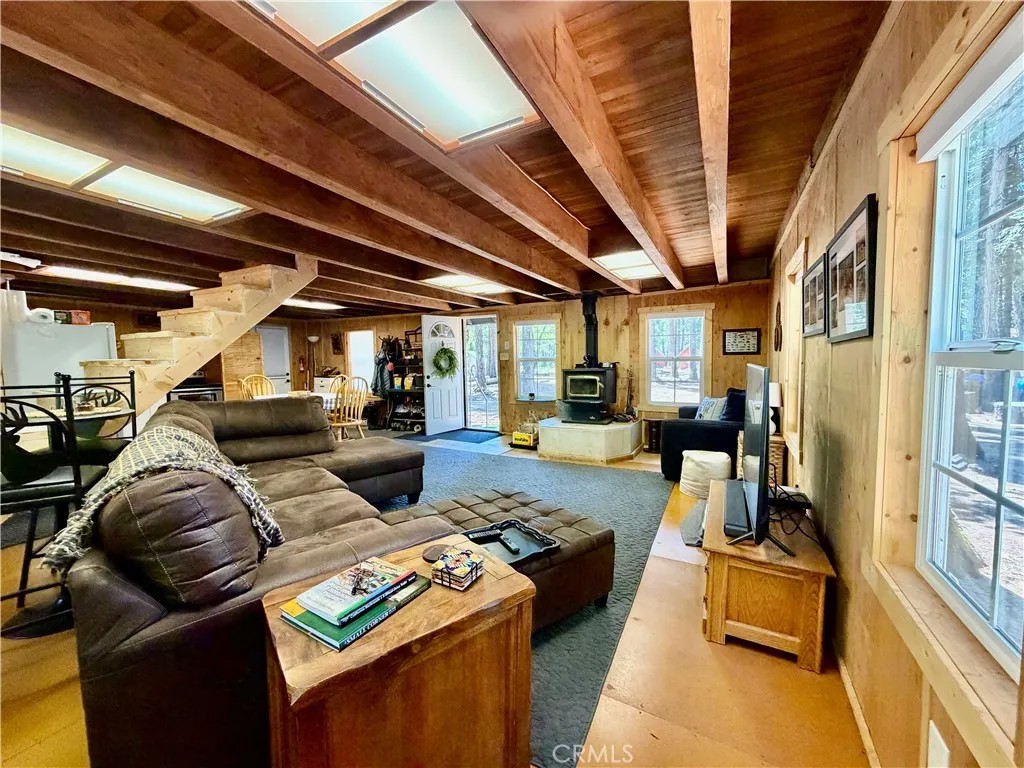 21428 Skyway