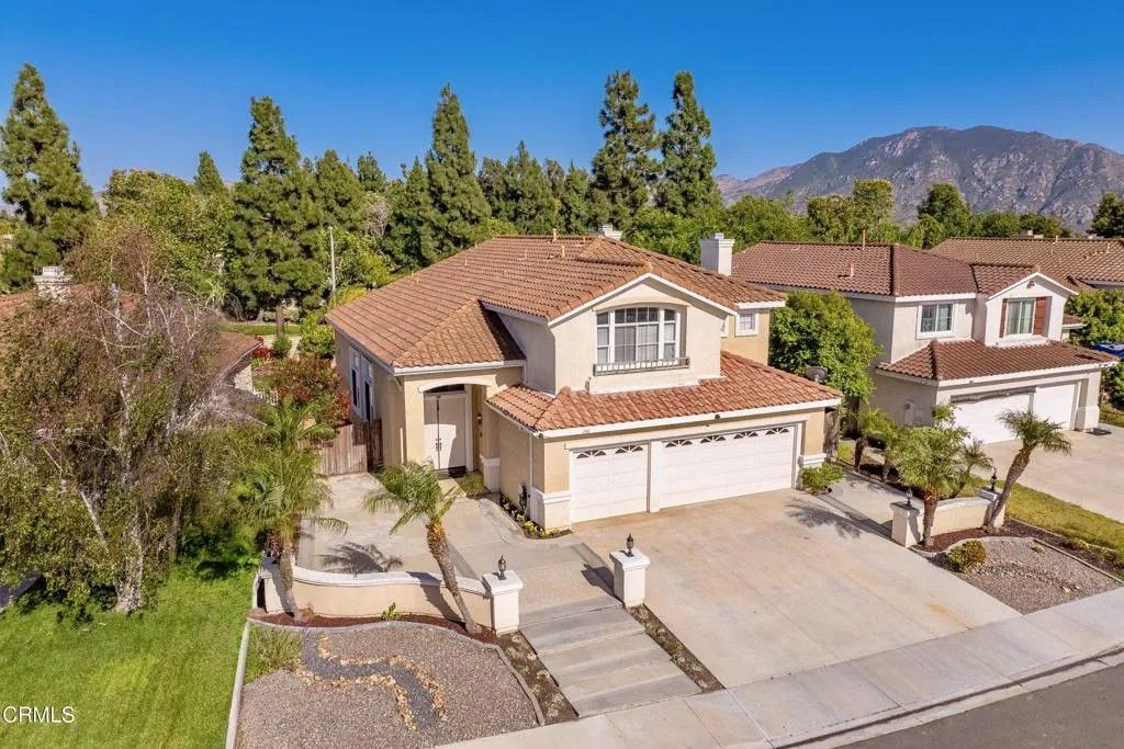 Photo of 190 Via Olivera, Camarillo, CA 93012 (MLS # V1-36208)