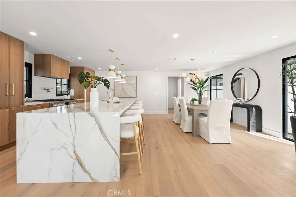 214 Abalone Avenue