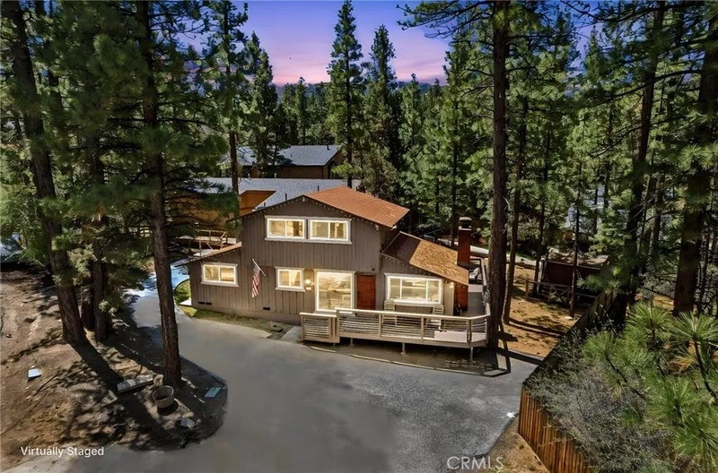 426 Crystal Court