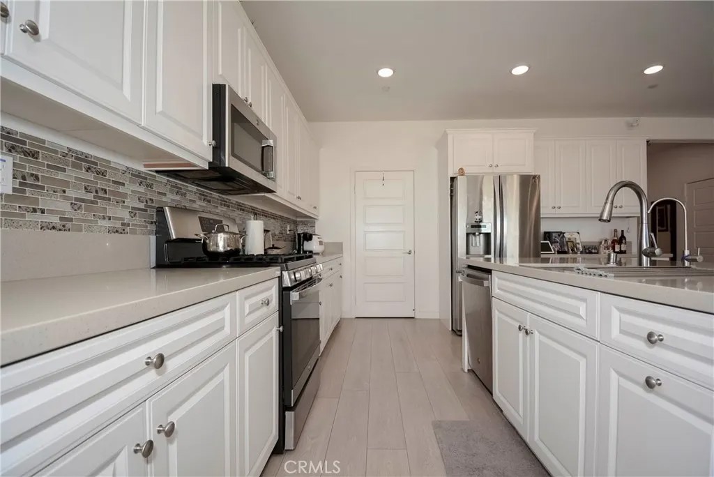 1532 Sky Vista Way