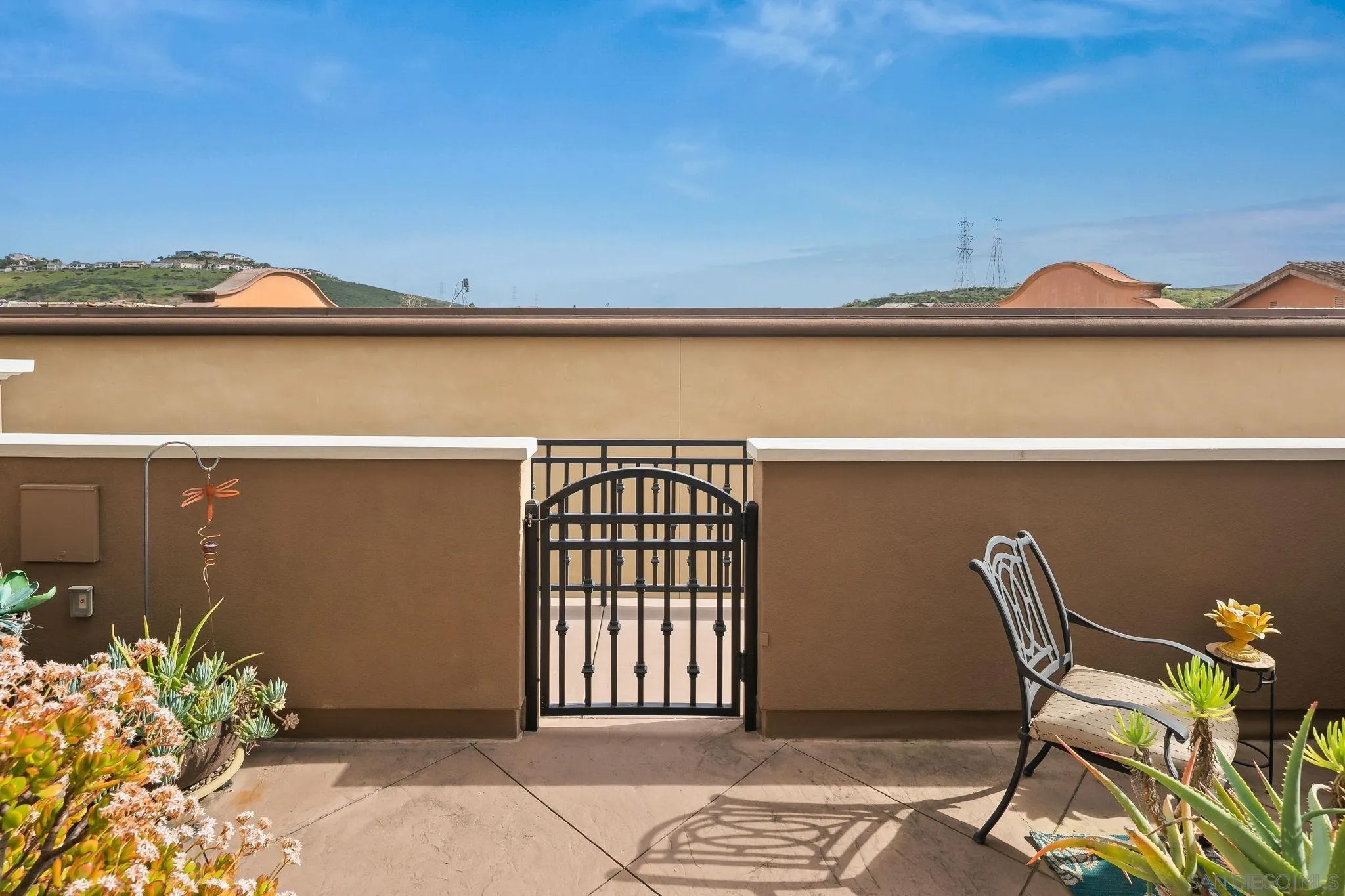 1523 San Elijo Rd S 206