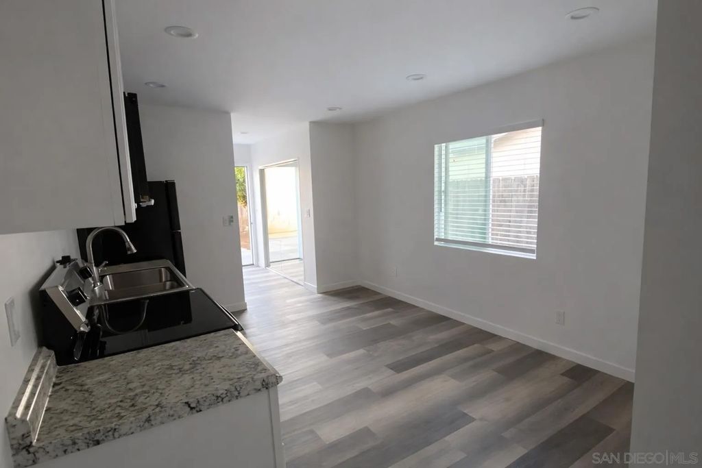 Photo of 636 Aster St, Escondido, CA 92027 (MLS # 260008889)