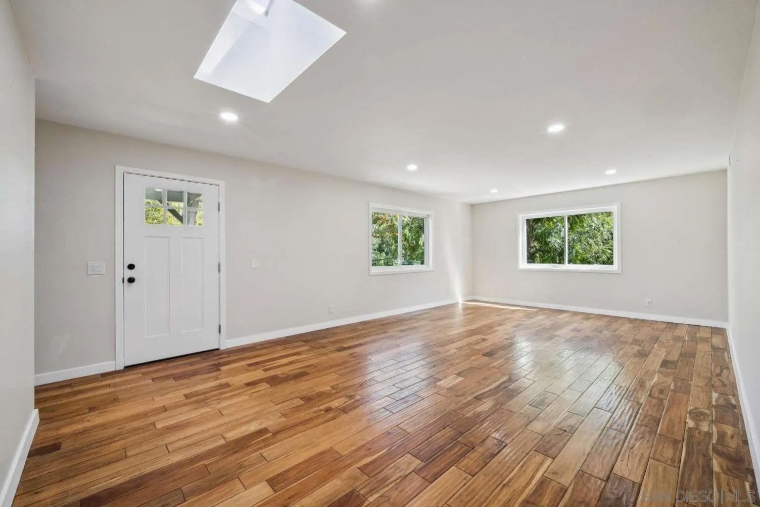 9907 Shadow Hills DR
