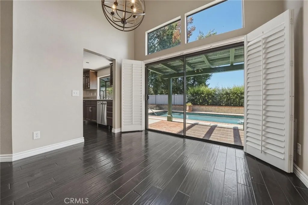 28707 Greenwood