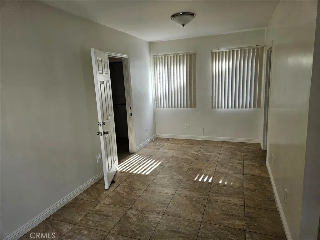 Photo of 3810 W Heffron Drive #B, Burbank, CA 91505 (MLS # OC26016779)