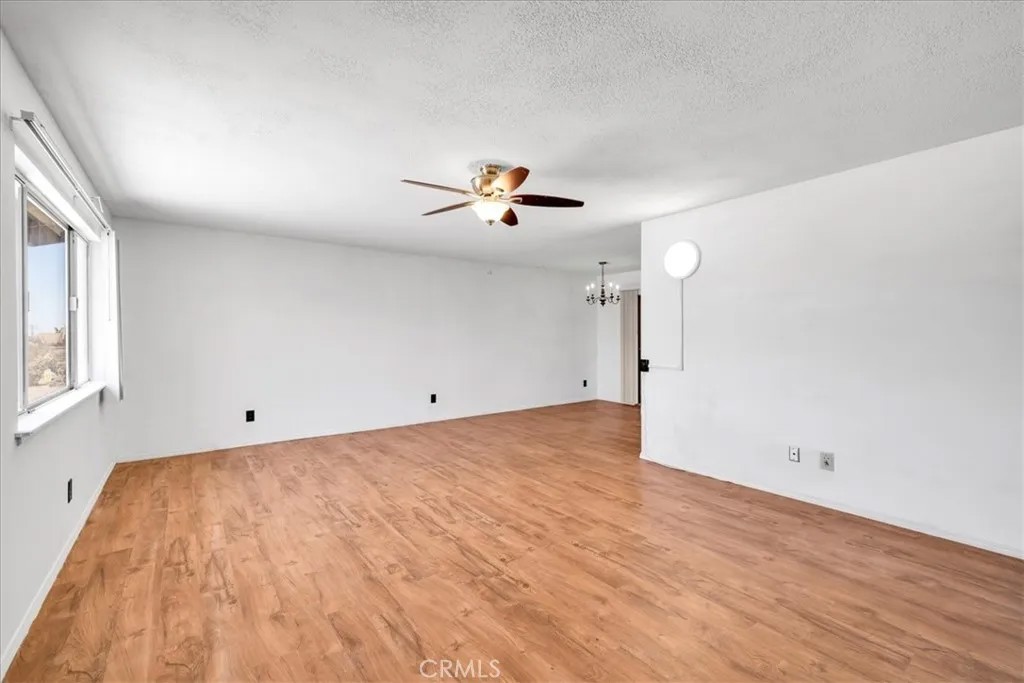 61945 Grand View Circle