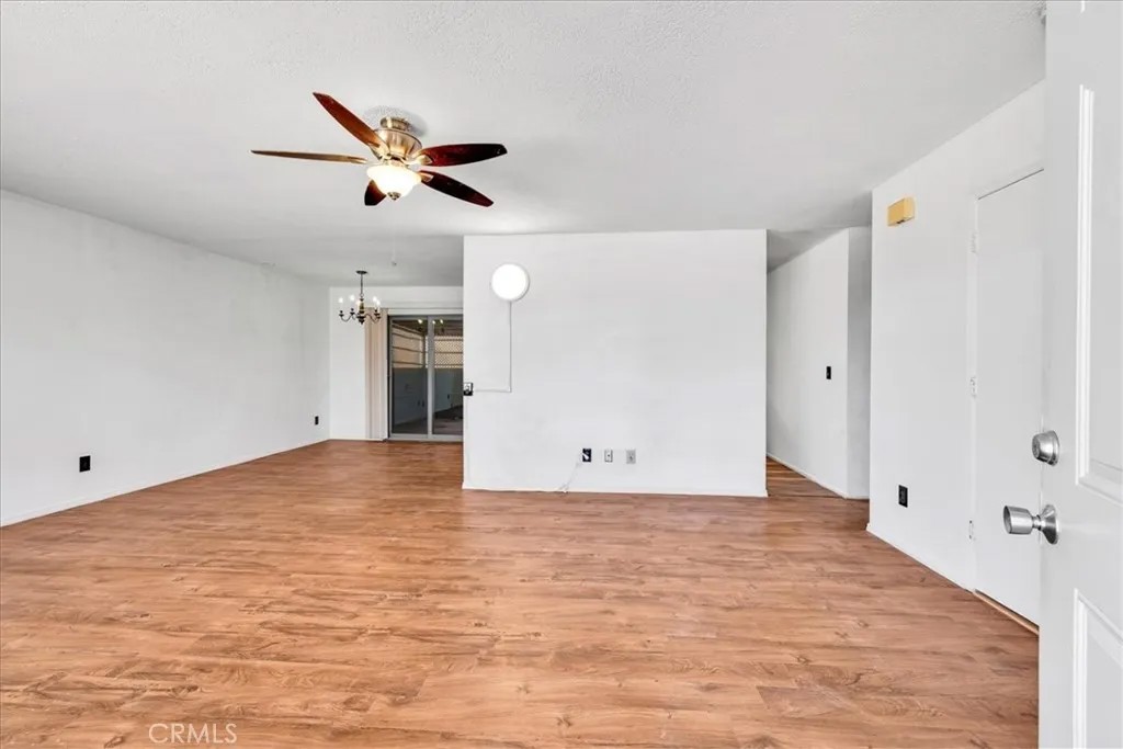 61945 Grand View Circle