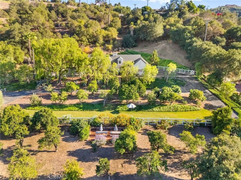 Photo of 3945 Pala Mesa Dr, Fallbrook, CA 92028 (MLS # SW25223426)