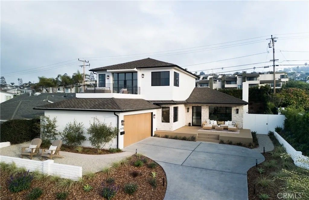 Photo of 470 Camino De Encanto, Redondo Beach, CA 90277 (MLS # SB25258560)