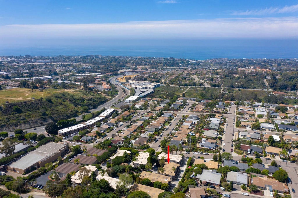 Photo of 155 Rosebay Dr #37, Encinitas, CA 92024 (MLS # 260016099)