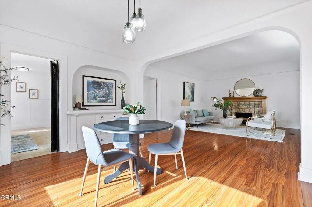 Photo of 1255 N Dominion Avenue, Pasadena, CA 91104 (MLS # P1-25798)