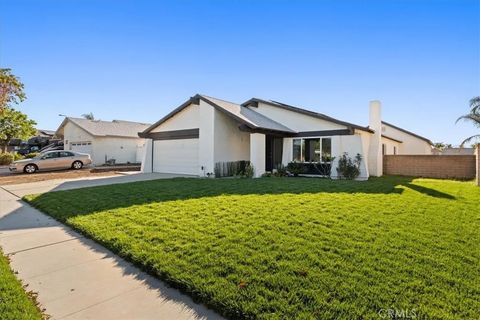 Photo of 1051 Nottingham, Corona, CA 92878 (MLS # IG26053145)