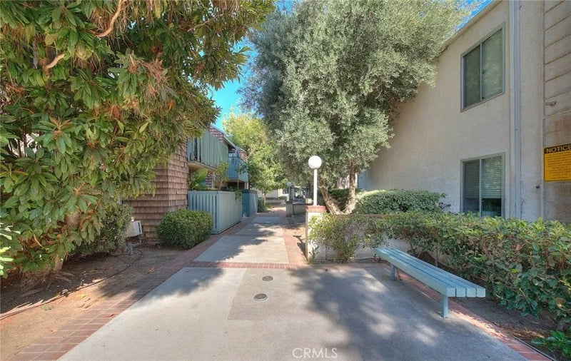 5700 Etiwanda 212