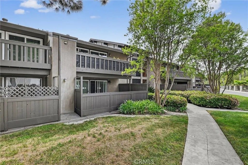 Photo of 28661 Via Las Flores #307, Murrieta, CA 92563 (MLS # IG26069217)