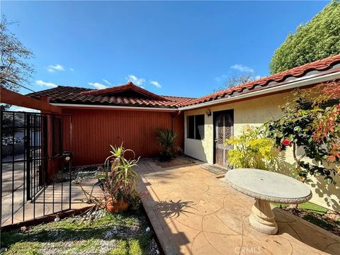 4792 Beaumont La Mesa CA 91941