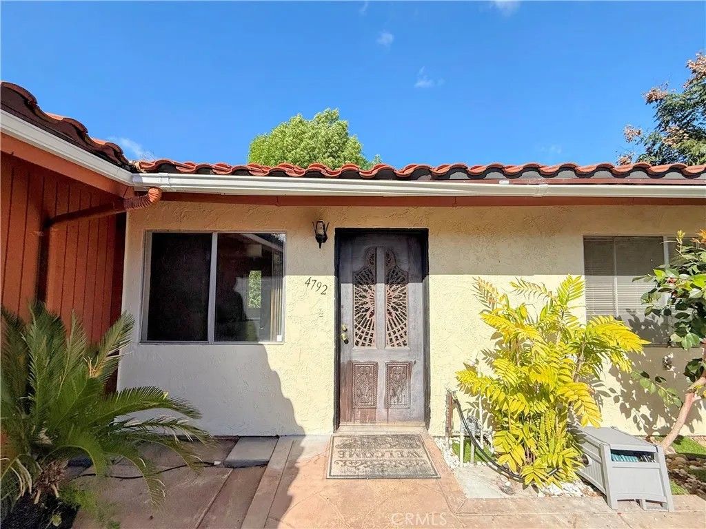 Photo of 4792 Beaumont Dr, La Mesa, CA 91941 (MLS # ND26037875)