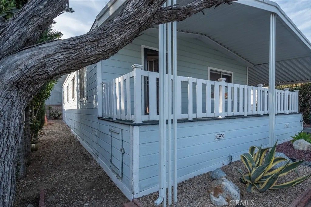 Photo of 15445 Cobalt St #220, Sylmar, CA 91342 (MLS # SR26088783)