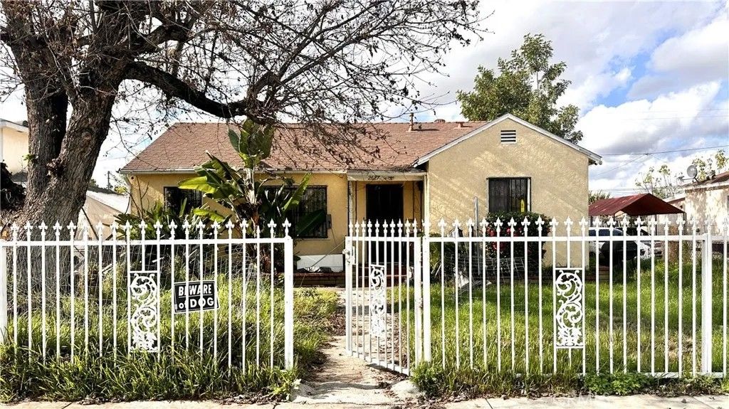 Photo of 2627 Doreen Ave, El Monte, CA 91733 (MLS # AR26002639)