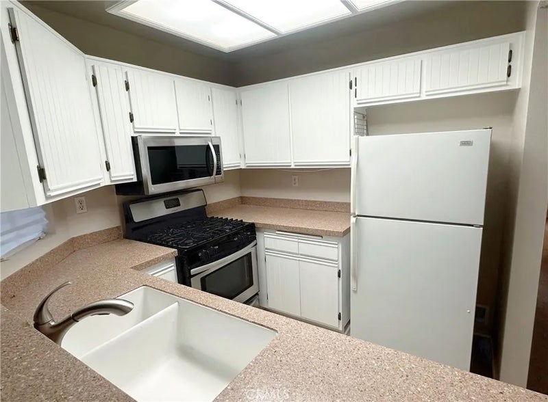 23709 Del Monte Drive 232