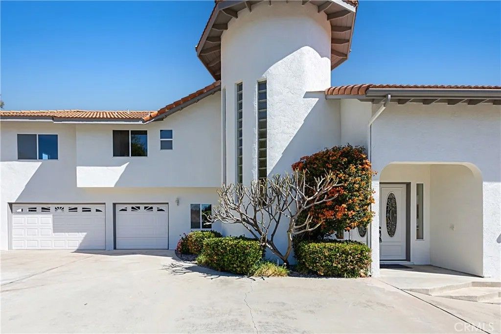 Photo of 16262 Oak Springs, Ramona, CA 92065 (MLS # OC26076008)