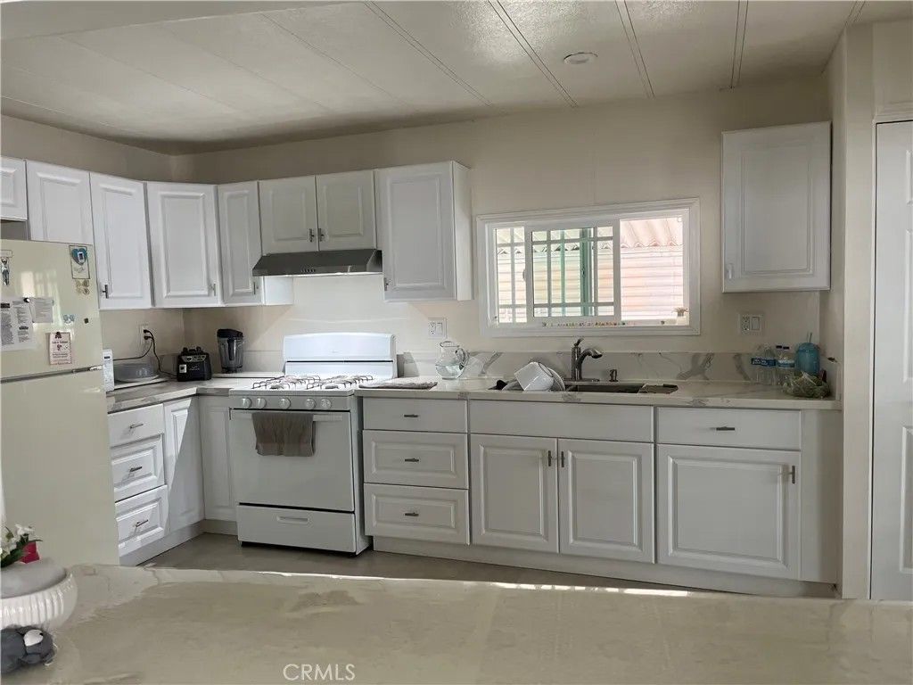 Photo of 26871 Alessandro Blvd #86, Moreno Valley, CA 92555 (MLS # PW26028057)